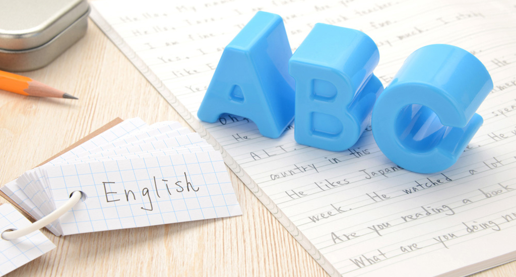 Find out Top 4 Methods to Learn English Speaking